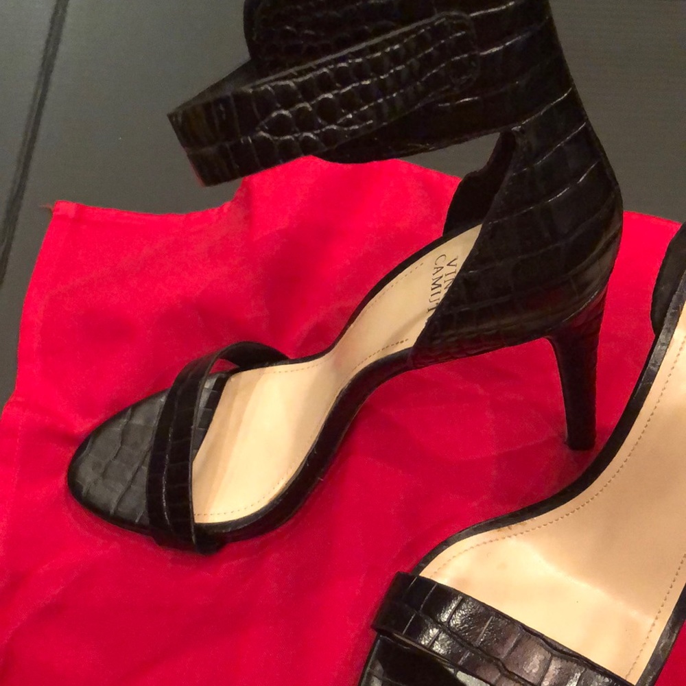 Vince Camuto